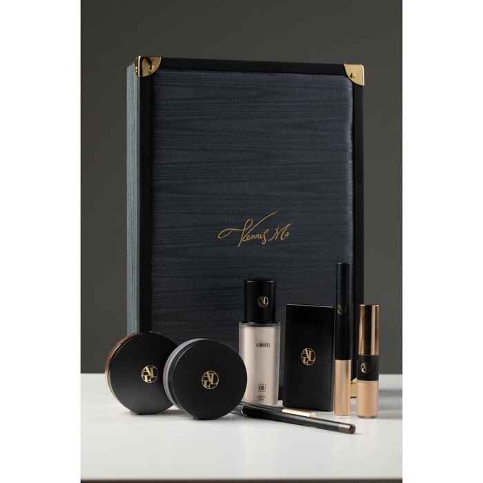 Vennis Ma AIDOF��C 8-in-1 Makeup Set